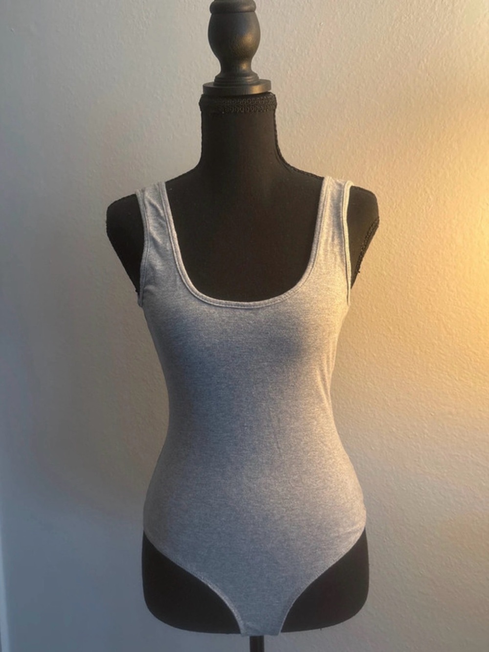 NWOT Fashion Nova Light Gray Scoop Neck Tank Bodysuit